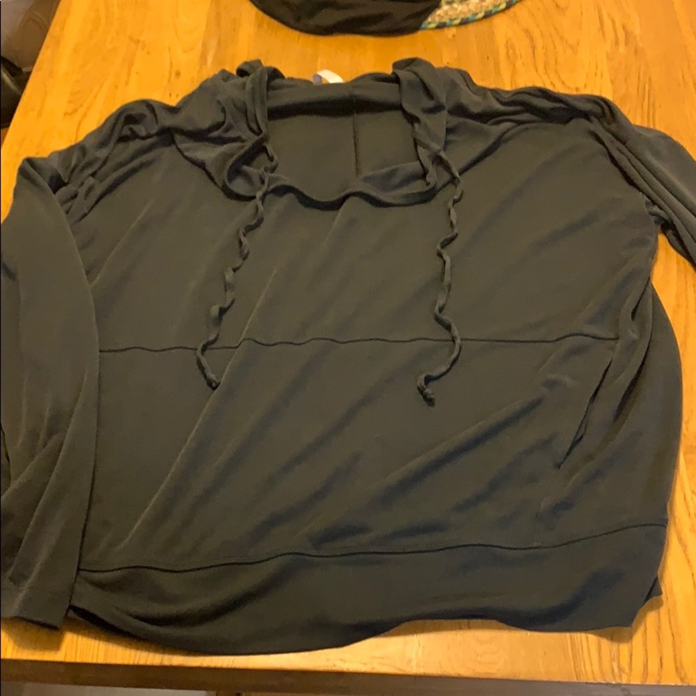 Fabletics Hooded Pullover XXL